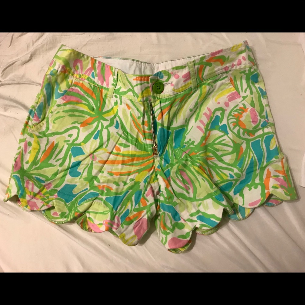 Lilly Pulitzer Buttercup shorts.